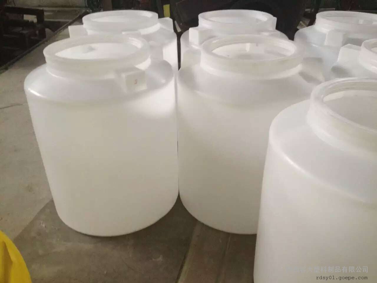 陕西300L塑料罐塑料大桶PE桶西安塑料桶厂家批发