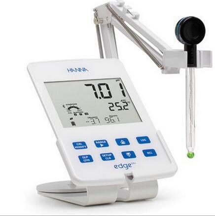 哈纳HI2202具有蓝牙系统酸度pH-温度°C测定仪