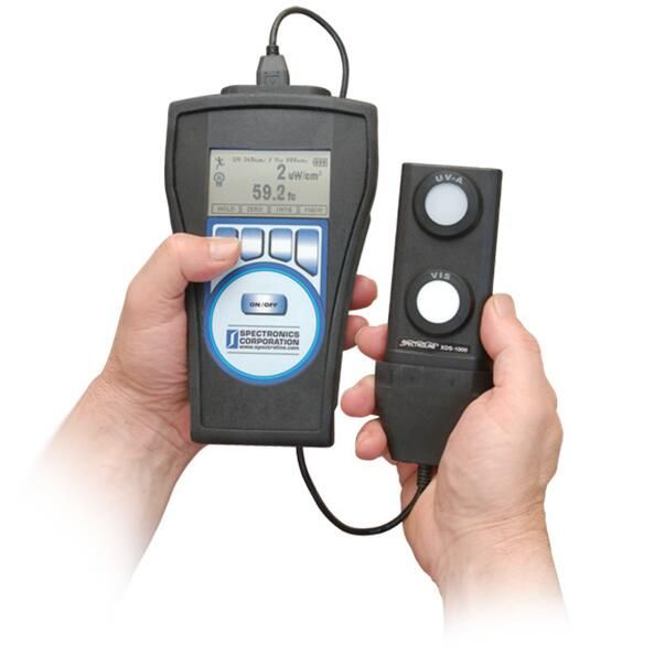 AccuMAX XRP-3000黑白光照度计