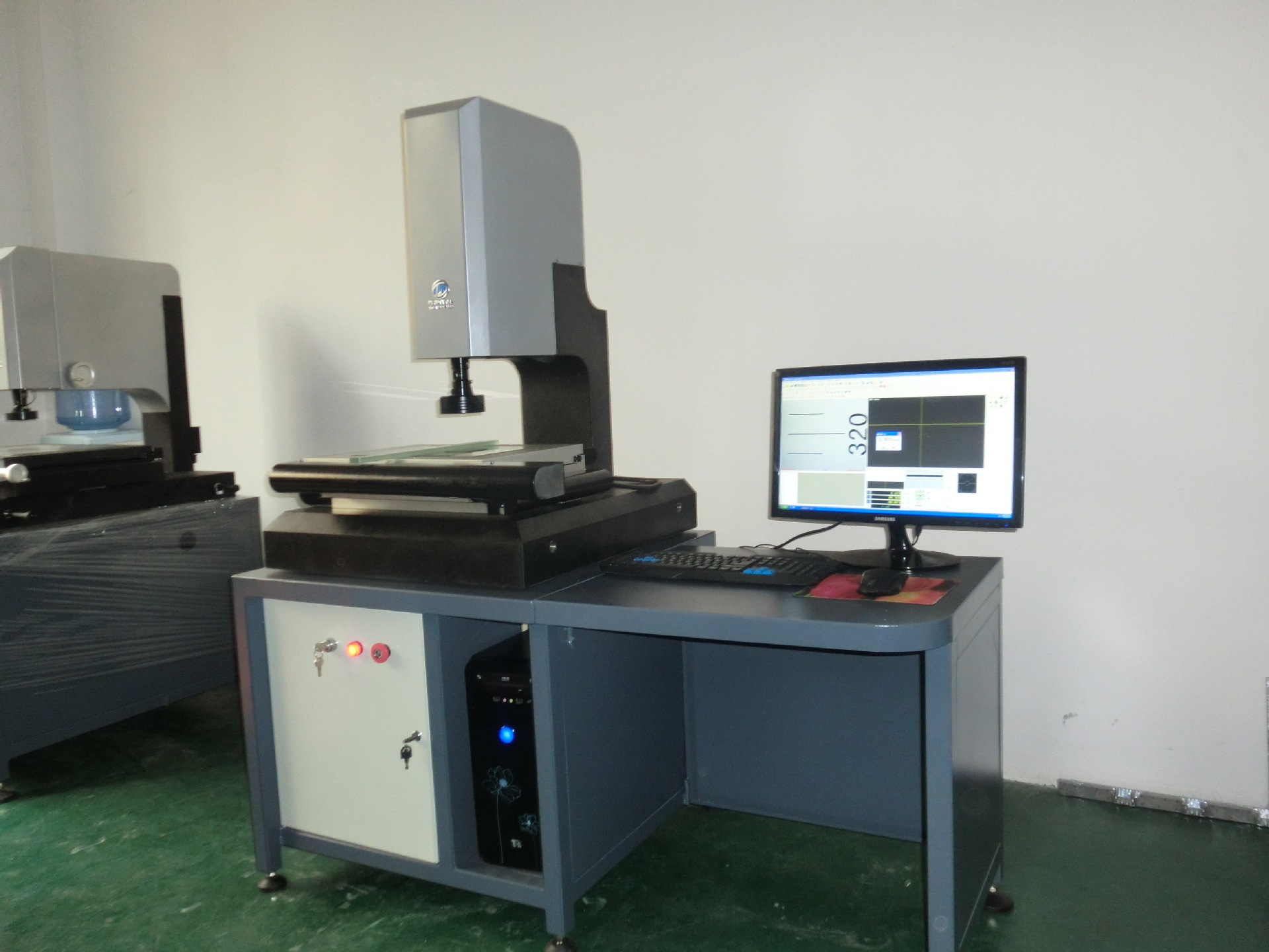 VMC500自动光学影像测量仪
